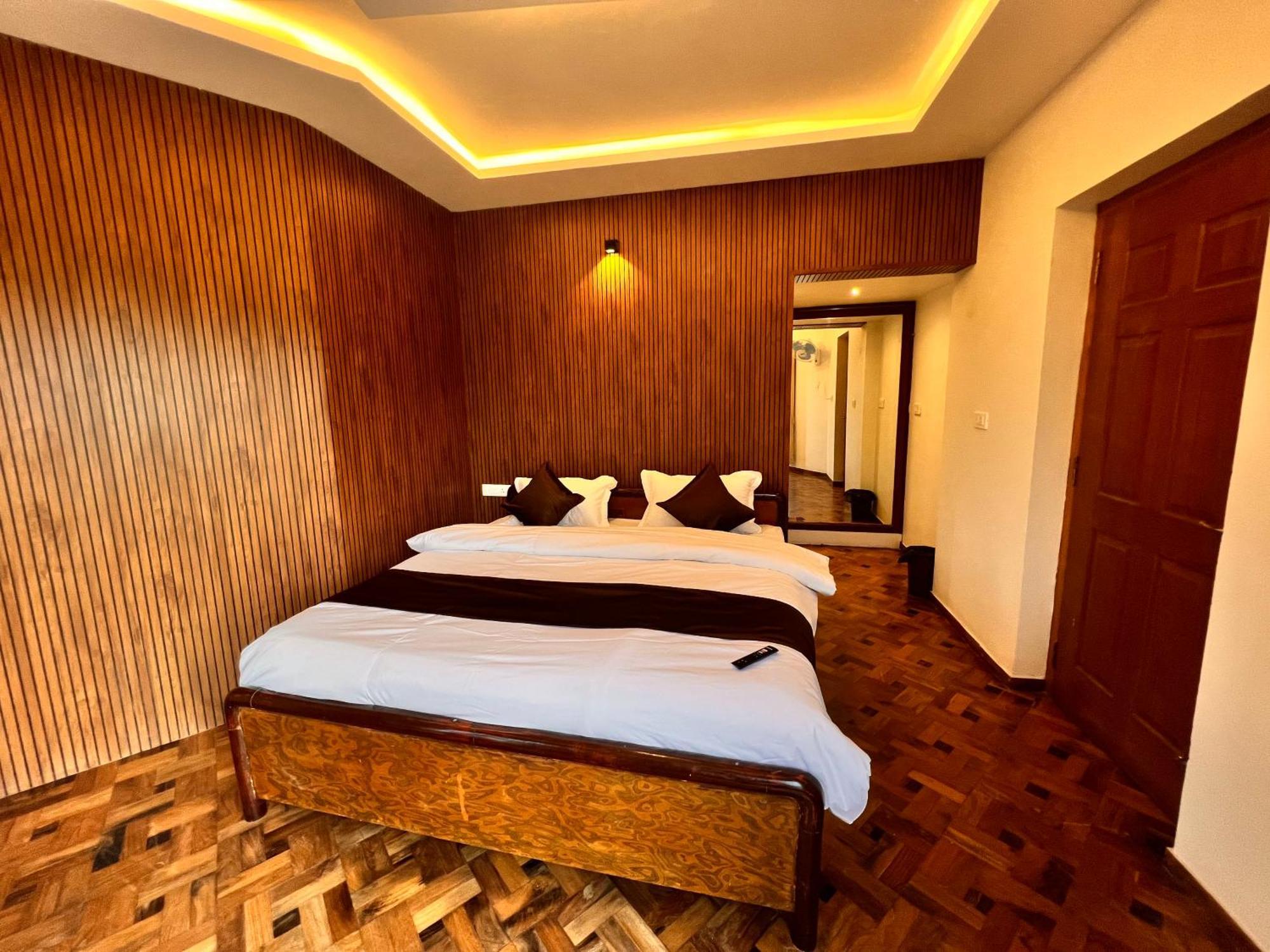 Celestial Villa By Serenest Kotagiri Bagian luar foto